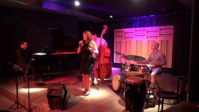 'Qué maravilha' by Ruth Becerro en Clasijazz смотреть онлайн