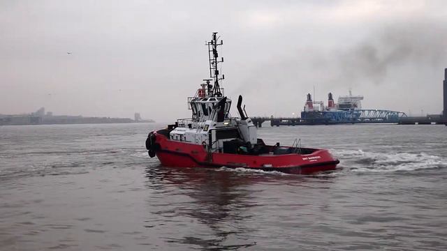 Kotug/Smit Barbados "dancing" off Alfred lock смотреть онлайн