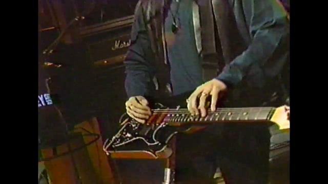 Jeff Healey - 'Cruel Little Number' - Intimate & Interactive (pt 5 of 8) смотреть онлайн