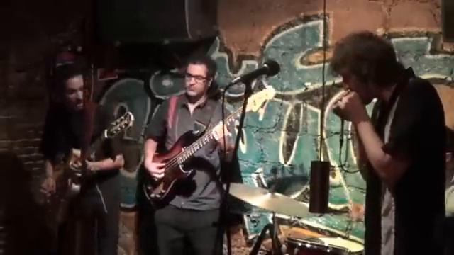 Quique Gómez y Luca Giordano Band - Rocket 88 смотреть онлайн
