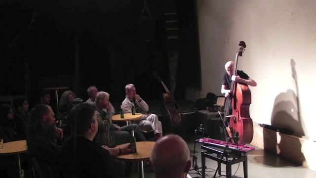 IMPROVISATIONEN 149 • Barre Phillips смотреть онлайн