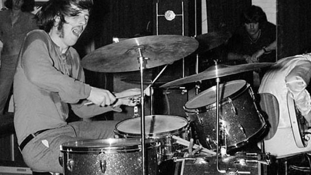 LOST McCartney Lennon and Bonham recording смотреть онлайн