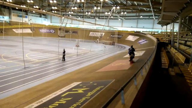 Lidt mere Fransk banecykling træning смотреть онлайн