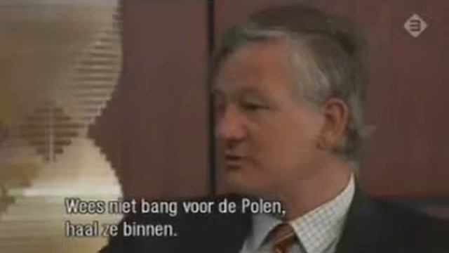 Jim Rogers & Mark Faber on Europe Euro, part 6 of 6 May 2004 смотреть онлайн