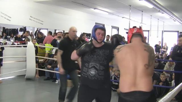 TEAM YPENBURG RICKY VS JEFREY смотреть онлайн