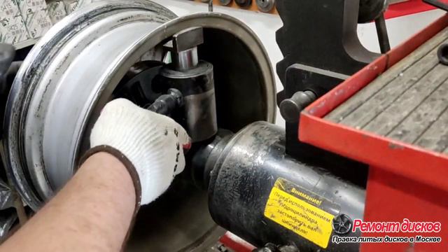 Ремонт литых дисков на профессиональном оборудовании смотреть онлайн