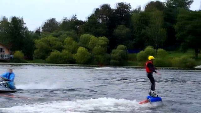 "Летать доска", или Флайборд смотреть онлайн