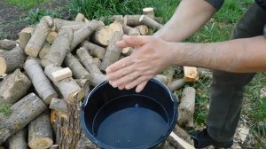 Как не обжечь руки срывая КРАПИВУ? Всё ЛЕГКО И ПРОСТО!