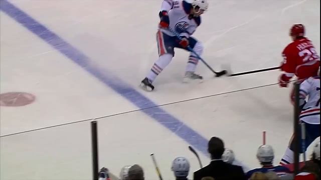 Justin Abdelkader crushes Magnus Pääjärvi-Svensson [HD] {Dual-Feed} смотреть онлайн