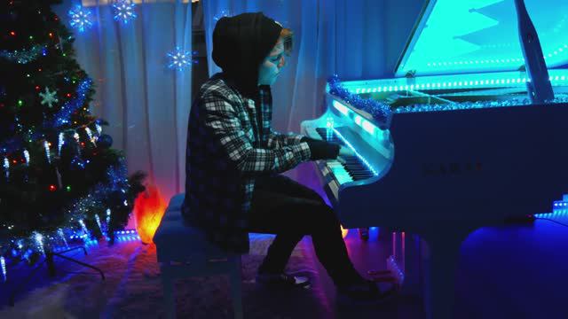 Carol Of The Bells - Peter Buka