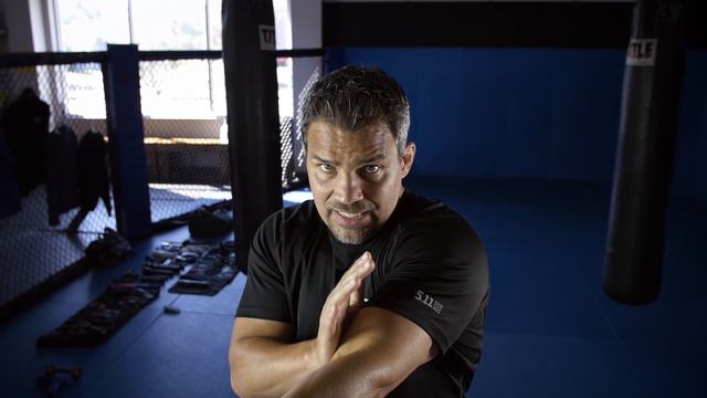 Get Ready to fend off an attack with an X Drill смотреть онлайн