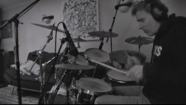Bernard Lavilliers "Noir & Blanc" (version Souad Massi / Ismaël Lô) Cover by FreD drum смотреть онлайн