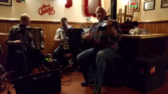 Calum Iain & Friends 2/12/16 смотреть онлайн