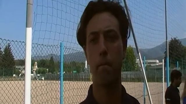 RAFFAELE PERNA SI PRESENTA AI TIFOSI DEL COMO смотреть онлайн
