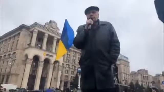 Порошенко покидьок, головний злодій, грабіжник та корупціонер - Степан Хмара смотреть онлайн