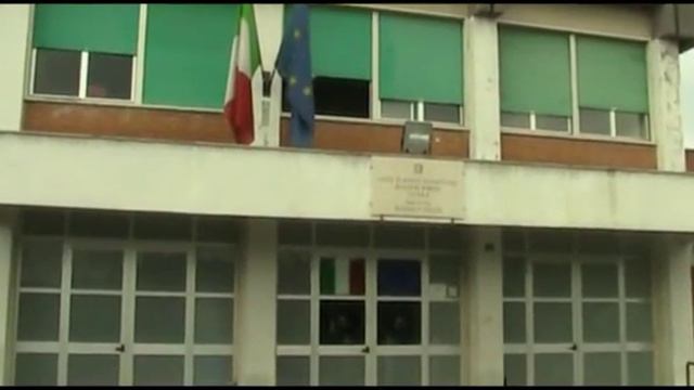 Calo di iscrizioni al Liceo Classico 'Ruggero Bonghi' смотреть онлайн
