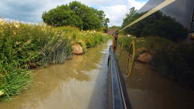 Daniel Pemberton - "Through Clouds" - Narrowboat смотреть онлайн