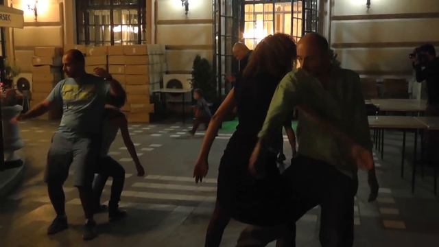 Contact Impro and Tango 01 la Milonga Tabiet 113 смотреть онлайн