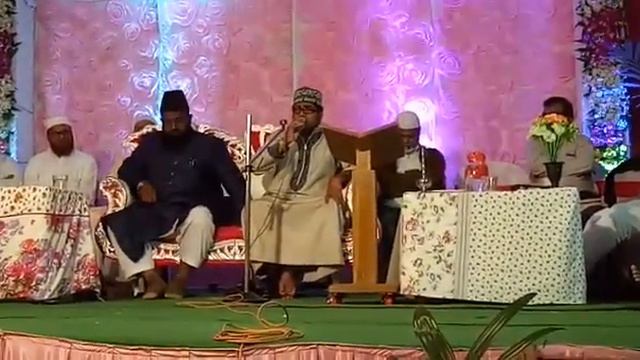 MUKHTALIF QURRA KI AWAAZ ME QIRAT QURAAN BY HAFIZ W QARI MOHAMMED BABA MOHI UDDIN QURESHI HUSAMI G. смотреть онлайн