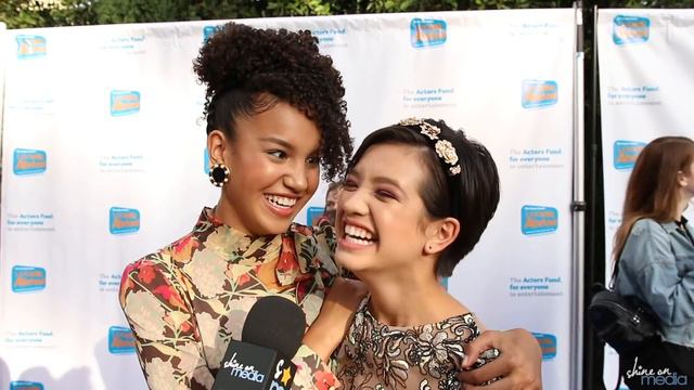 Sofia Wylie & Peyton Elizabeth Lee Tease ANDI MACK Girl Code Drama & Answer Fan Question смотреть онлайн