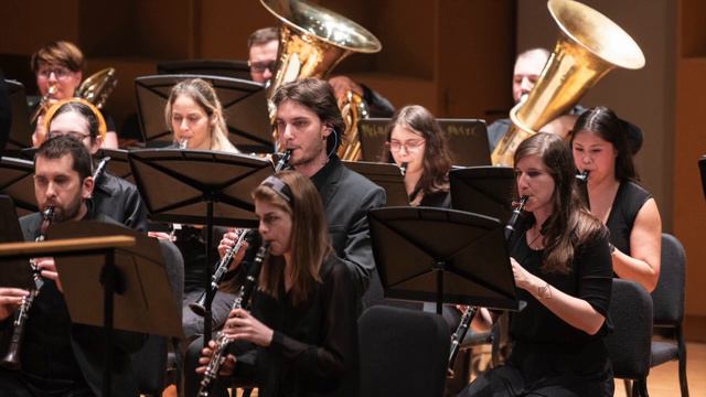 Divertimento, Mvmt 1 - Oliver Waespi - OVNI смотреть онлайн