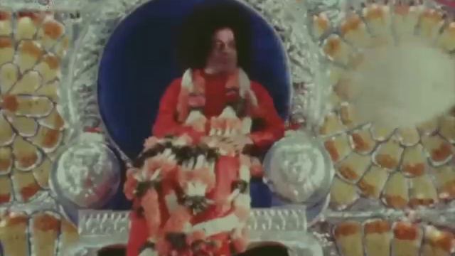 100 - Giridhara Govinda Gopala | Radio Sai Bhajans смотреть онлайн