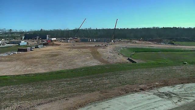 Auburn High School Construction Timelapse (August 2016) смотреть онлайн