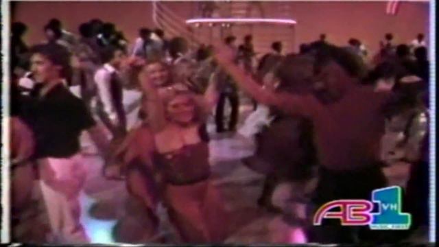 American Bandstand 1970s Dancer Lisa Detanna смотреть онлайн