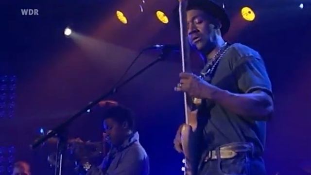 Christian Scott смотреть онлайн