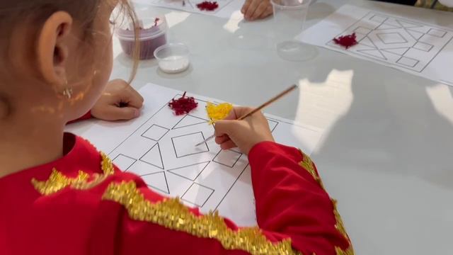 В музее «Природа Прикаспия» прошло мероприятие ко Дню единства народов Дагестана смотреть онлайн