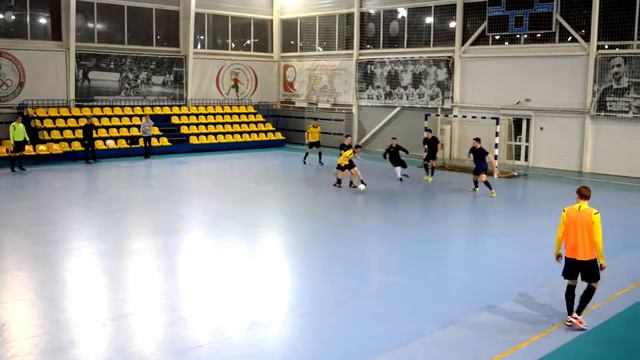 опасный момент Сухобский Шиянов смотреть онлайн