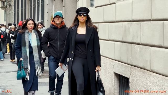 100 Spring Outfit Ideas for Everyday Elegance. What's Milan Wearing. Milan Street Style Spring 2024 смотреть онлайн