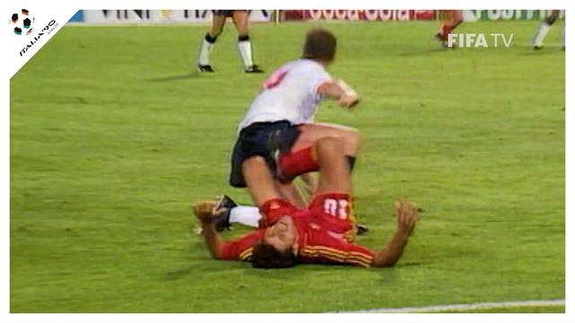 Ouch! Toughest Tackles | 1990 FIFA World Cup смотреть онлайн