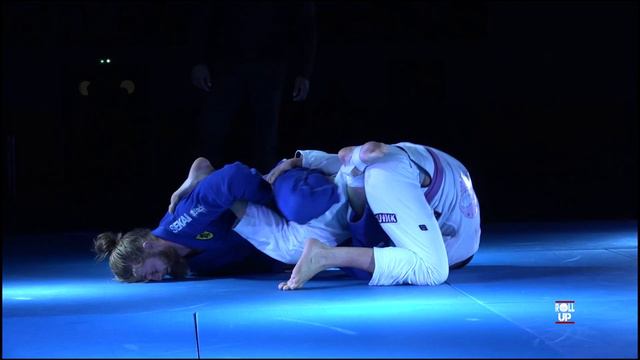 Roll Up 2 : Reda Mebtouche vs Maarten Bauwens смотреть онлайн