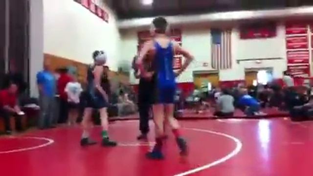 Trent Thompson (Gladiator) vs Nicolas Tartsinis (Colchester) смотреть онлайн