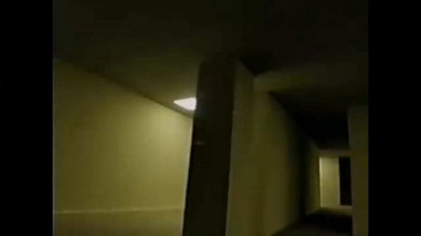 The Backrooms: found level
Закулисье: найденный уровень