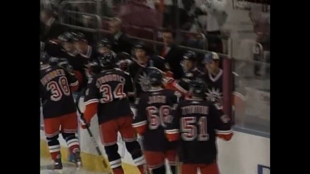 Jarkko Immonen First NHL Goal 4/6/2006 смотреть онлайн
