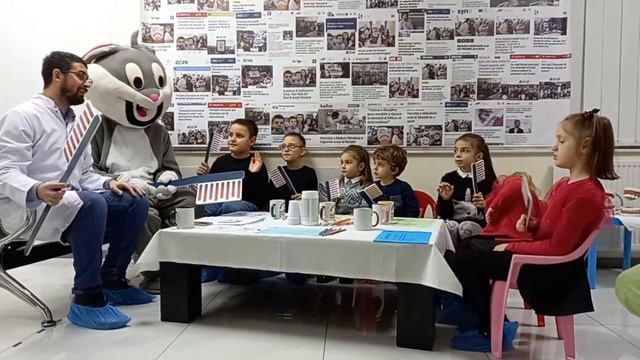 EP1 - LIVE - Kënga "Dhëmbë të shëndoshë, fëmijë të lumtur" смотреть онлайн