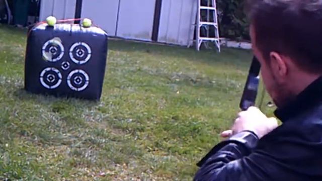 Tennis Ball Archery смотреть онлайн