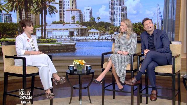 Constance Zimmer Was the Homecoming Princess смотреть онлайн