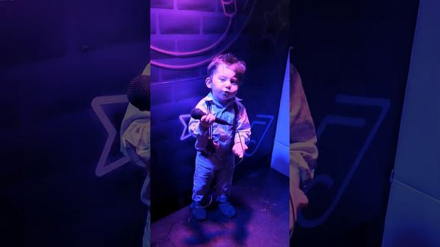 Notre Doudou Baby Shark смотреть онлайн