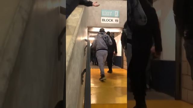 Fight In The Home End At Millwall! смотреть онлайн