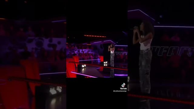 Maddi Jane and Nadège perform Lauryn Hill's "Can't Take My Eyes Off Of You" during The Voice Battle смотреть онлайн