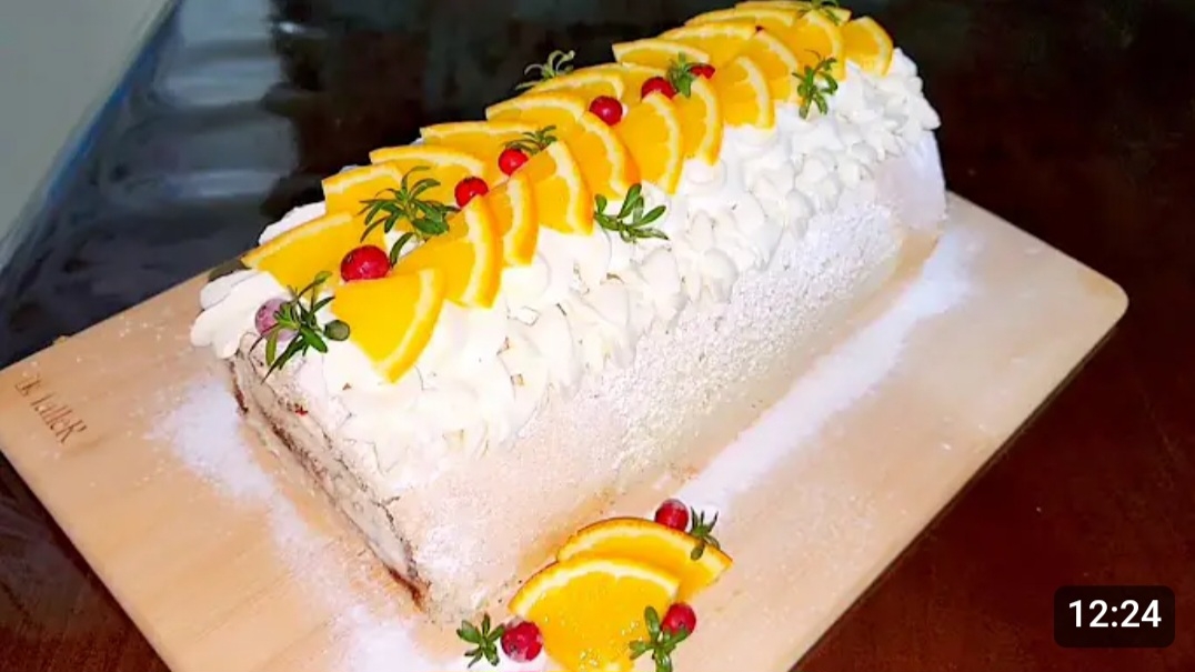 БИСКВИТНЫЙ РУЛЕТ С КРЕМОМ.🍰🍊 смотреть онлайн