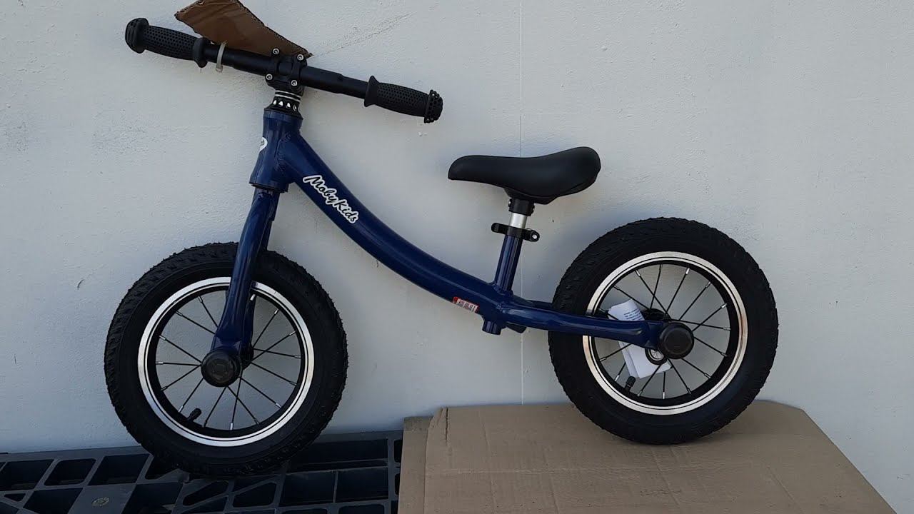 Moby Kids Dream беговел 641483 Видеообзор. смотреть онлайн