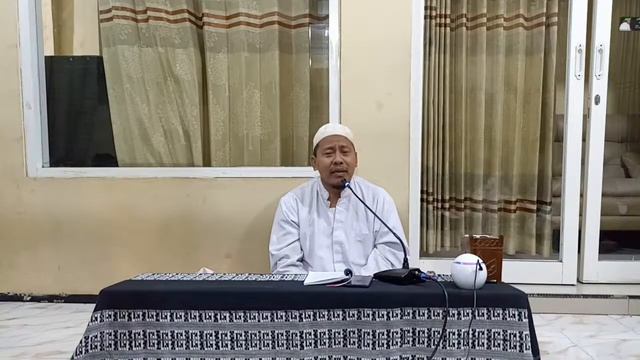 Kajian kitab Risalatul Jami'ah| Ppsq Asy Syadzili 2 | Kamis, 28 Juli 2022 смотреть онлайн