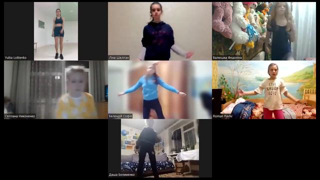 16.03.2023 - Заняття з сімейної зумби смотреть онлайн