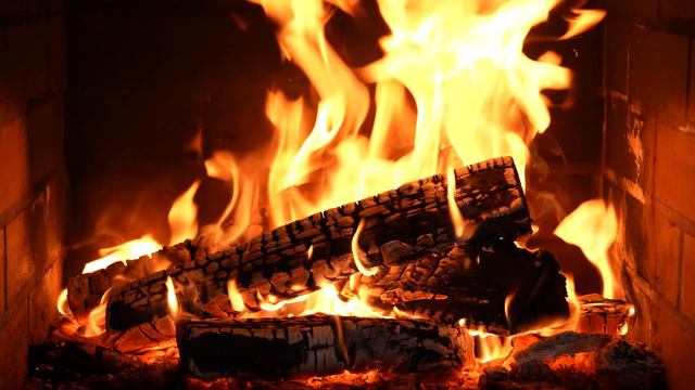 🔥 4K FIREPLACE AMBIENCE (3 HOURS). Relaxing Fire Burning Video & Crackling Fire