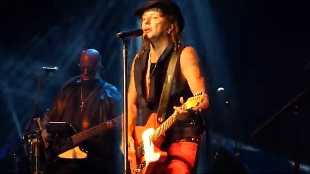 Richie Sambora & Orianthi - These Days - 07/12/2016 - Live in Porto Alegre, Brazil смотреть онлайн