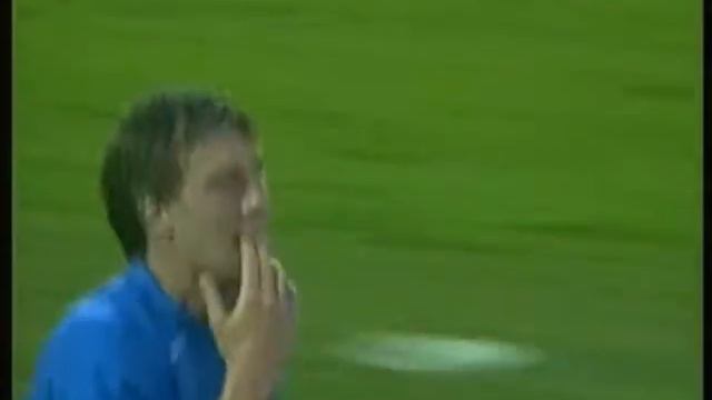 Tarmo Neemelo awful miss against Slovakkia 2005 смотреть онлайн